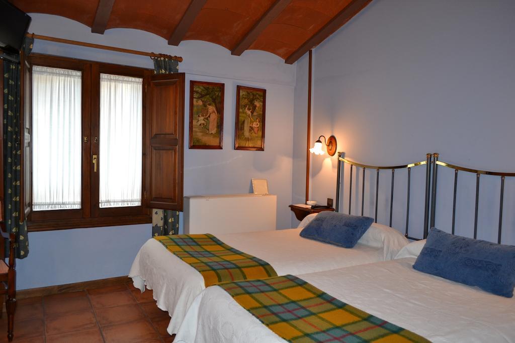 Hostal Santa Agueda Tarazona Habitación foto